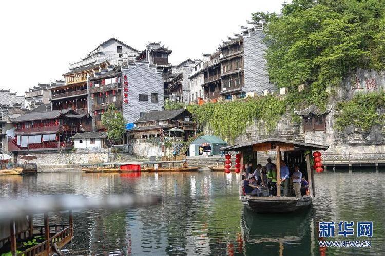 深入了解《隐入尘烟》票房逆袭,农村题材的文艺片未来的路该怎么走?,加入知识星球平台